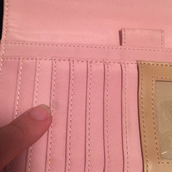 Nine and Company Pink wallet - Picture 3 of 8